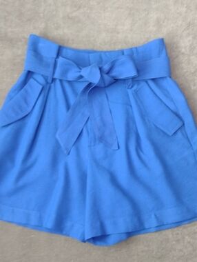 a new day Size 4 Vibrant Blue High-Waist Paperbag Shorts with Tie Flap Pockets